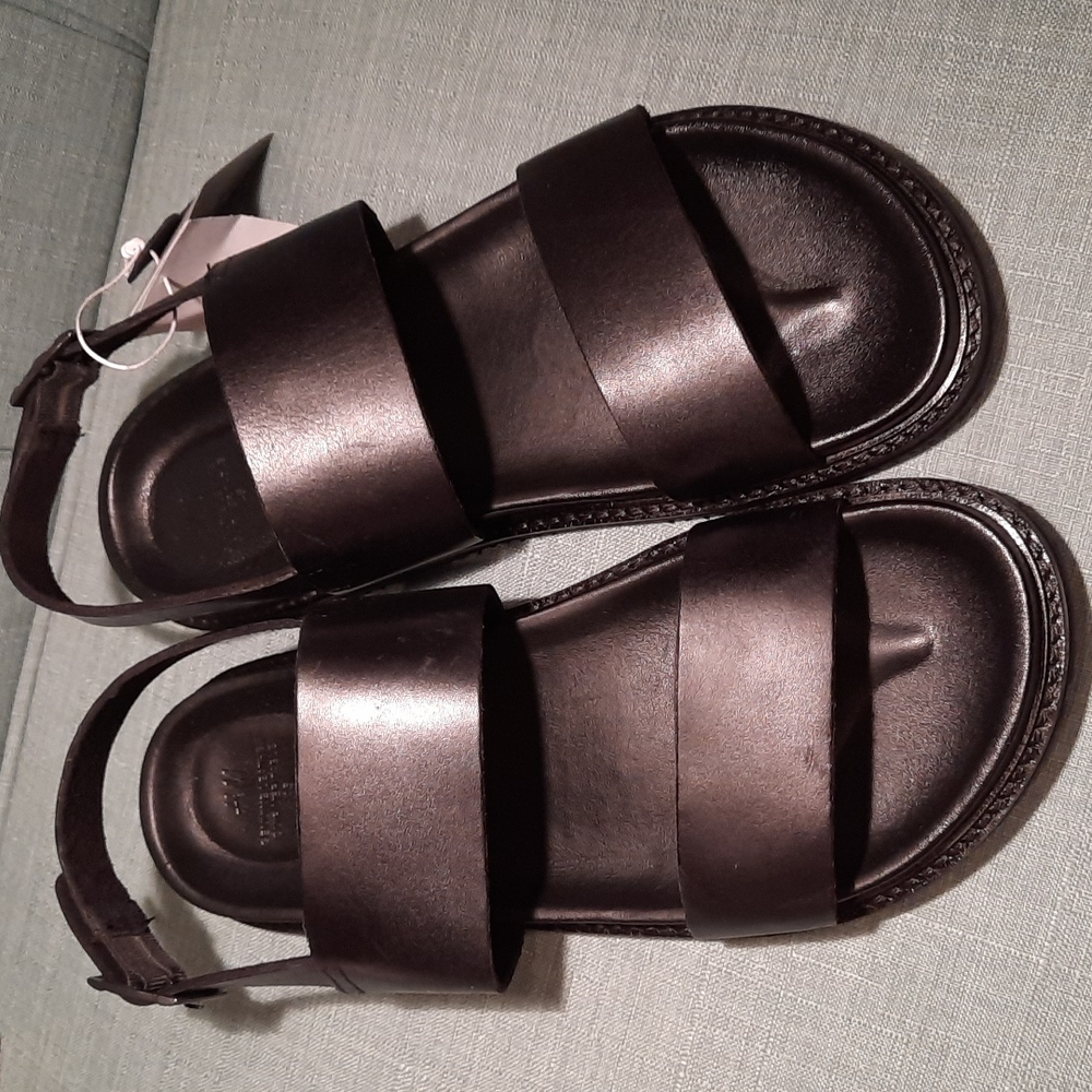 MENS NWT ROMAN SANDALS 11.5